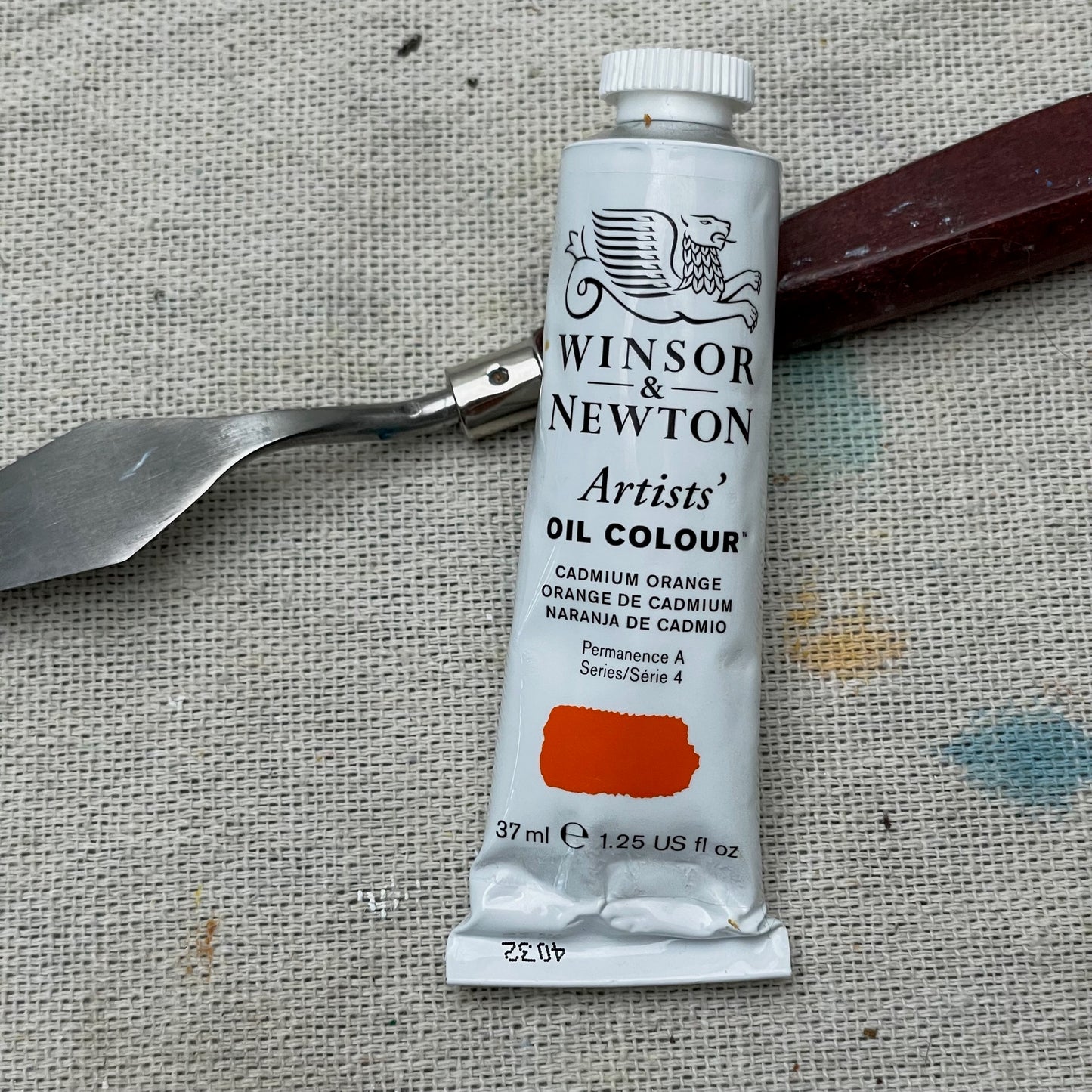 Winsor & Newton Oil Paints CADMIUM ORANGE | Series 4