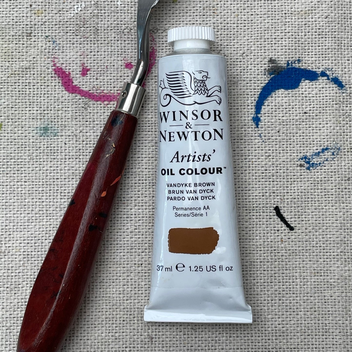 Winsor & Newton Oil Paints VANDYKE BROWN | Series 1