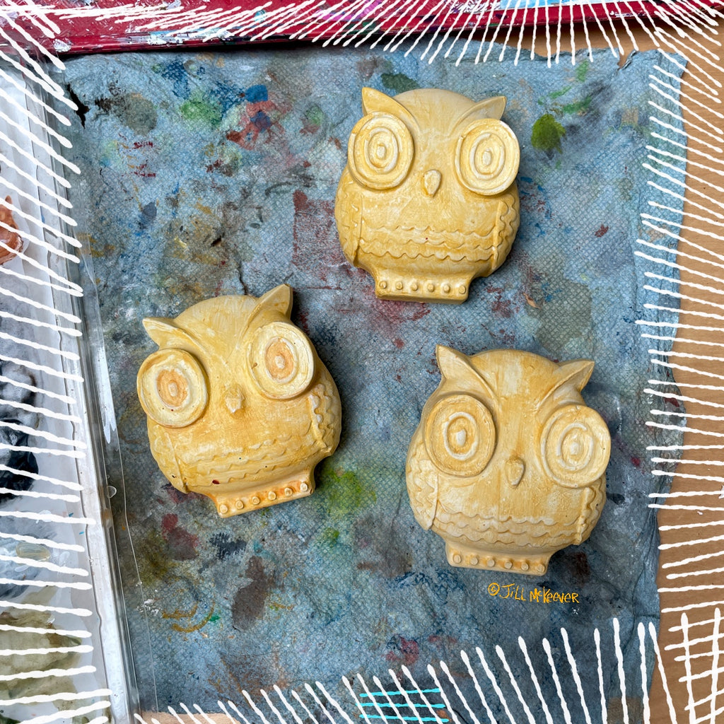SLAPHAPPY PAINTING - Plaster Owl Set of 3, Wall Decor