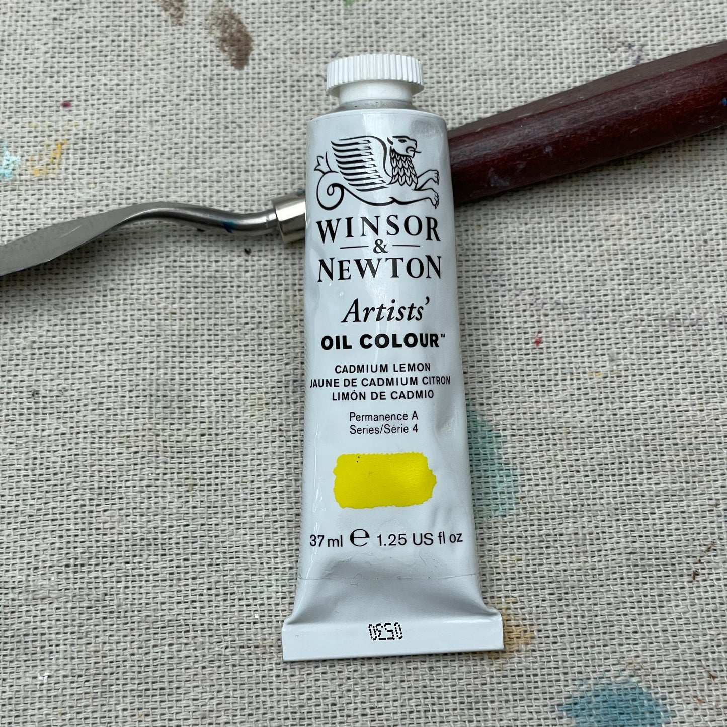 Winsor & Newton Oil Paints CADMIUM LEMON | Series 4