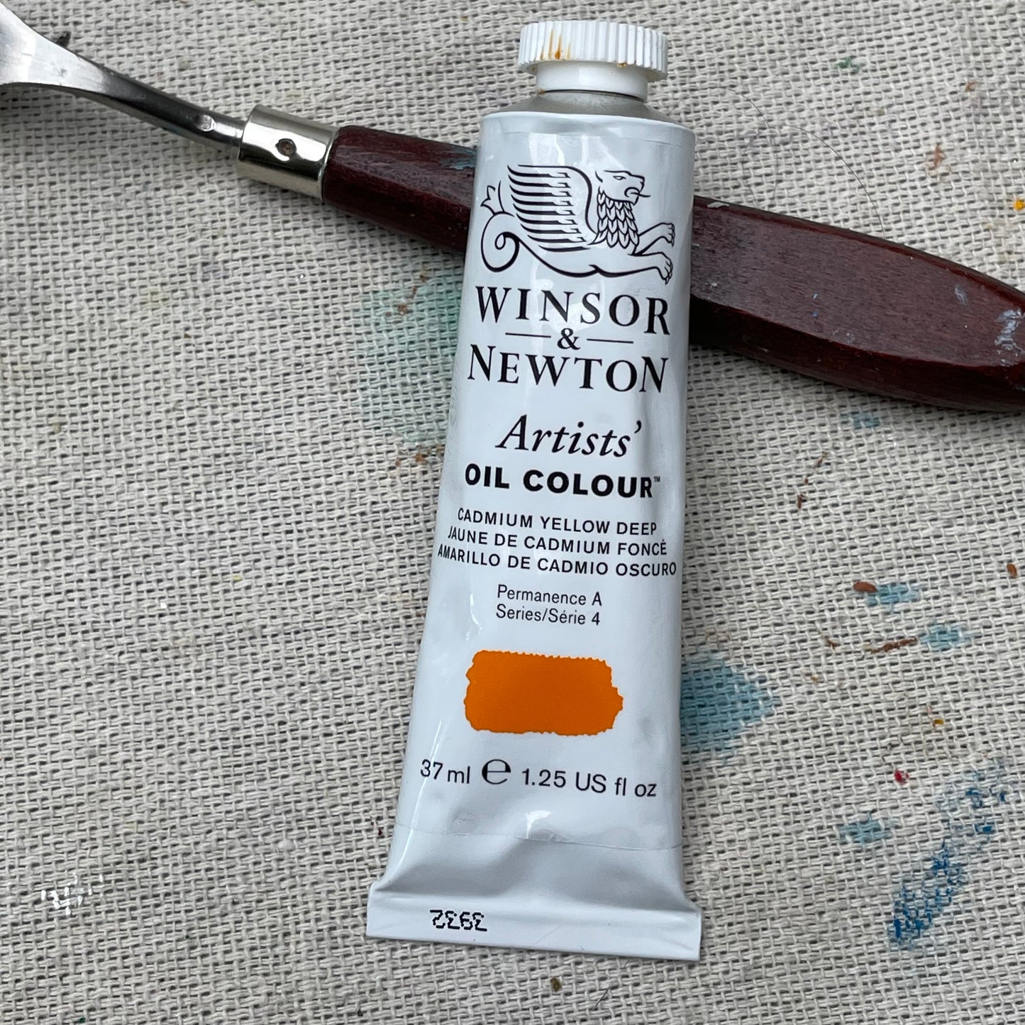Winsor & Newton Oil Paints CADMIUM YELLOW DEEP | Series 4